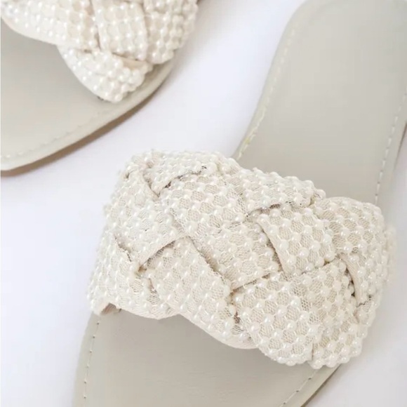 LULUS AVALON IVORY PEARL BRAIDED FLAT SLIDE SANDALS GUC SZ 7 - Picture 2 of 9